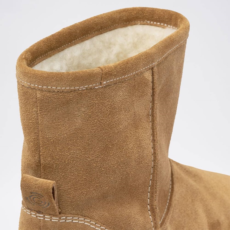 Cozy Boot Women Light Brown Groundies