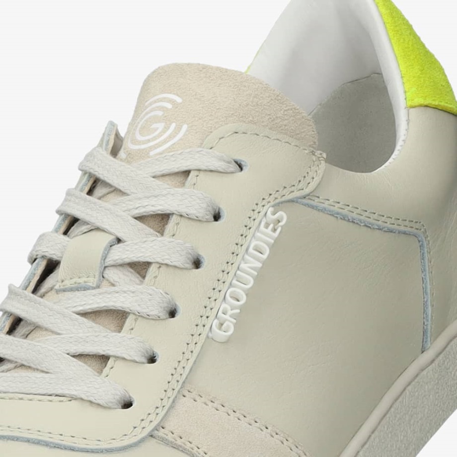 Hamptons Beige Women Groundies