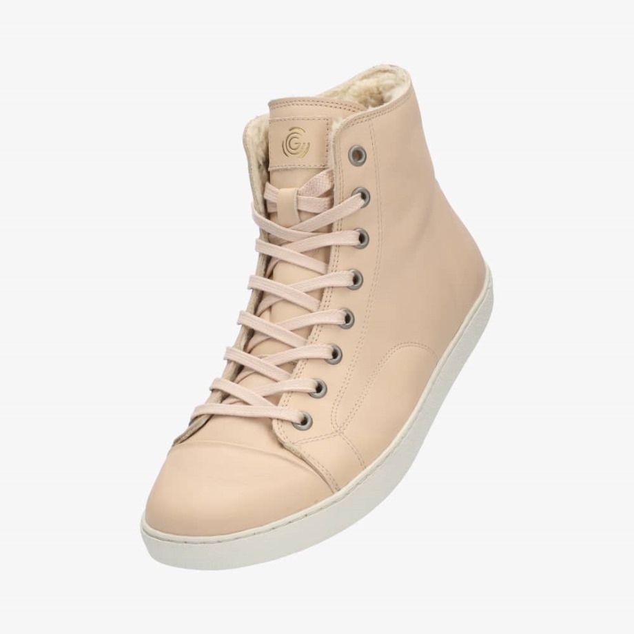 Manhattan Women Beige Groundies