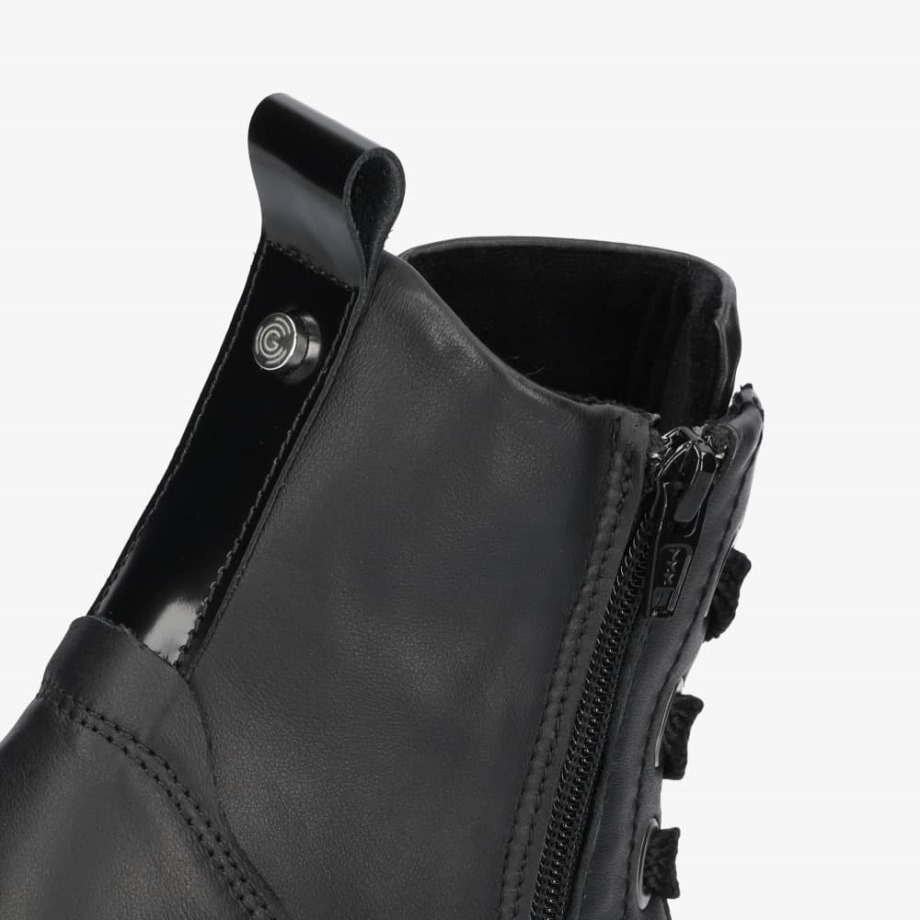 Salzburg Black Women Groundies