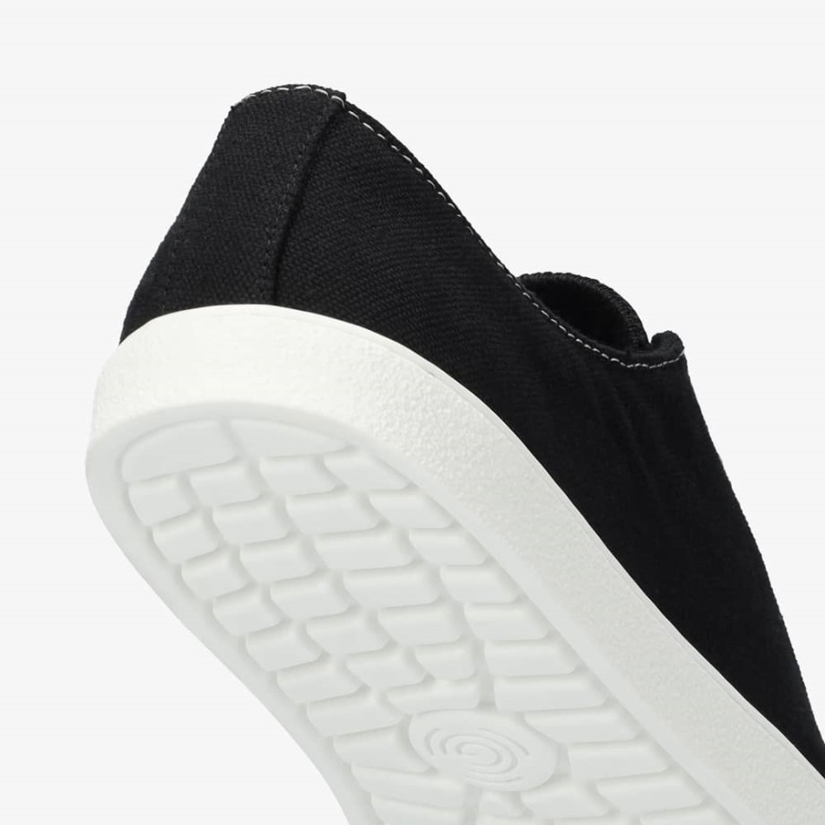 True Star Low Vegan Women Black Groundies