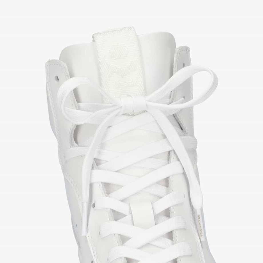 Universe HiTop Women Groundies White
