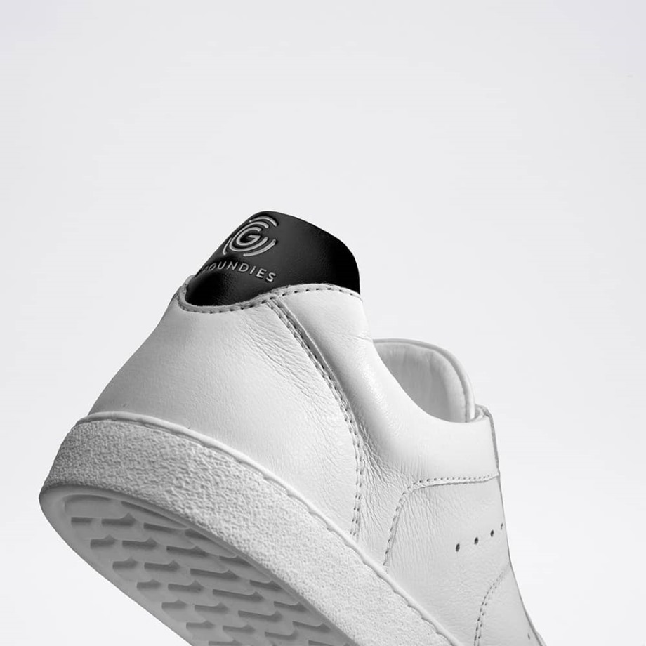 Universe Men White/Black Groundies